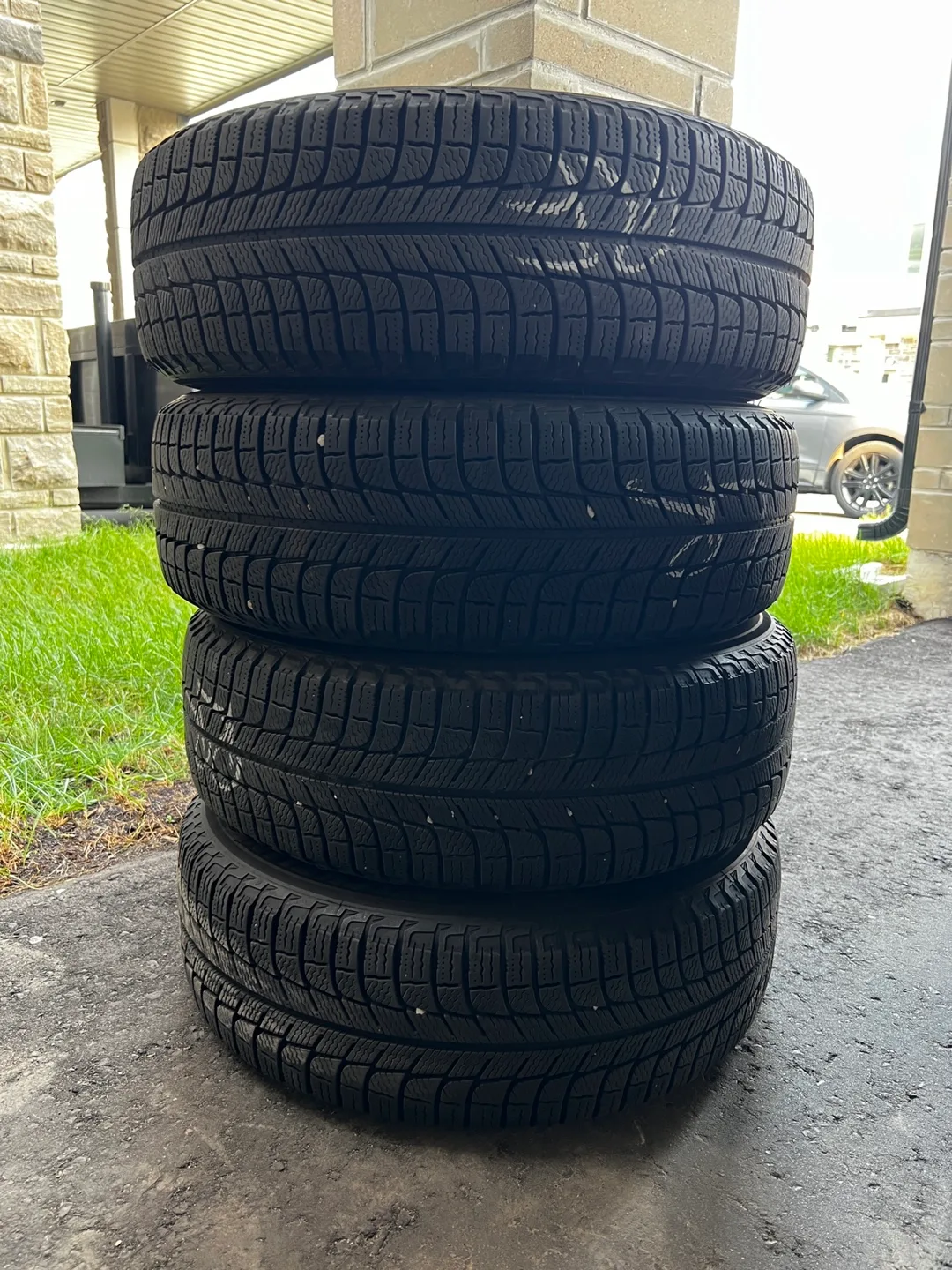 USED Michelin X-ICE 15” Winter Tires and cover thumbnail