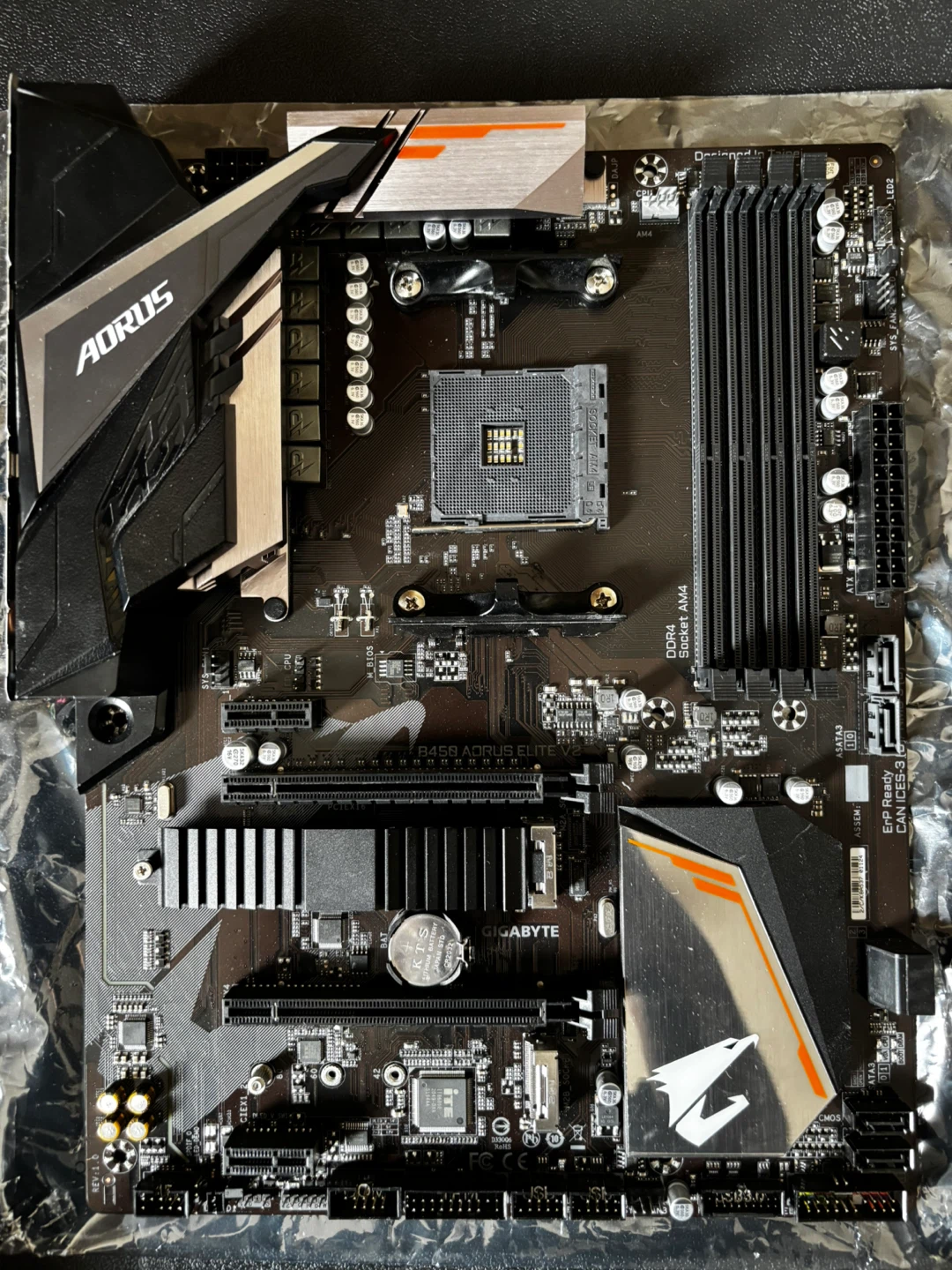 (DAMAGED)Gigabyte b450 Aorus Elite v2 Motherboard