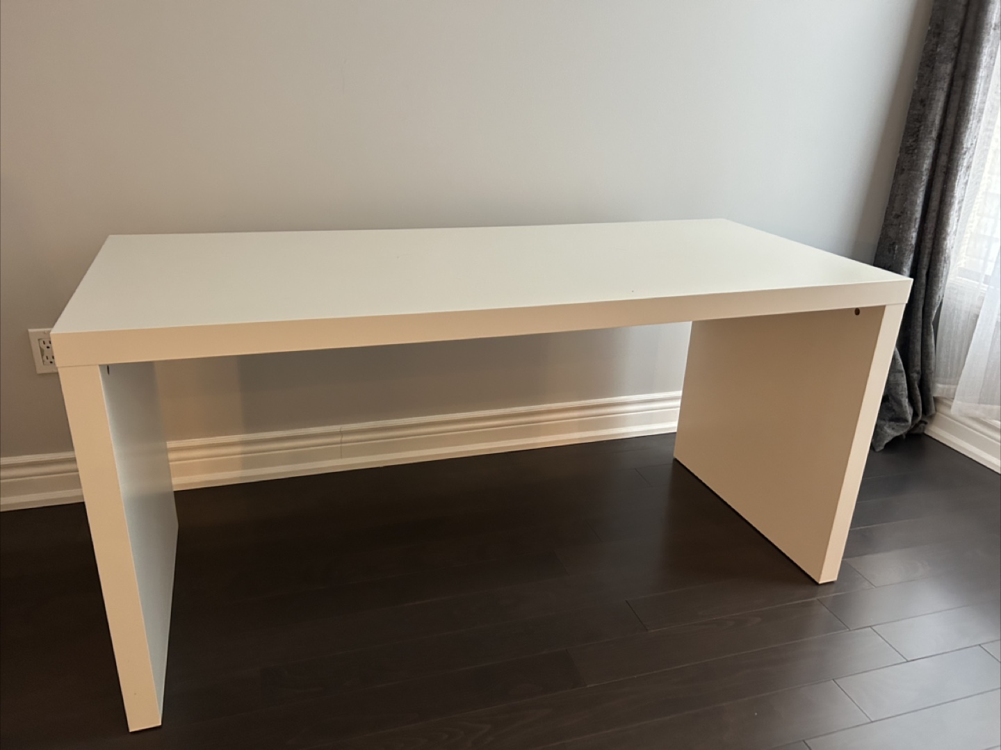 White Desk