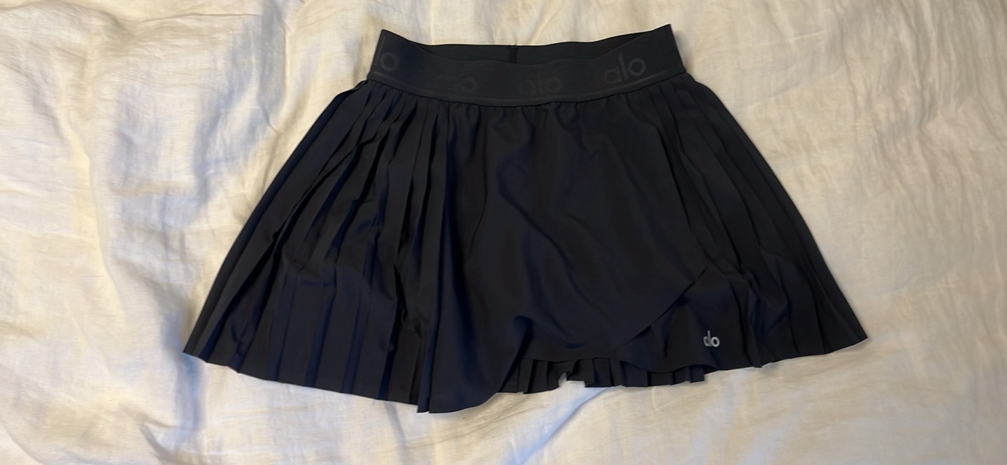 ALO Black Skirt