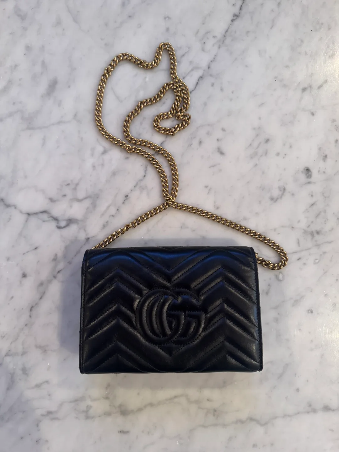 Gucci GG Marmont wallet on chain image indicator(3)