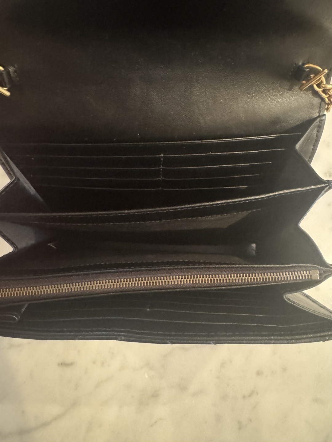 Gucci GG Marmont wallet on chain - photo 4