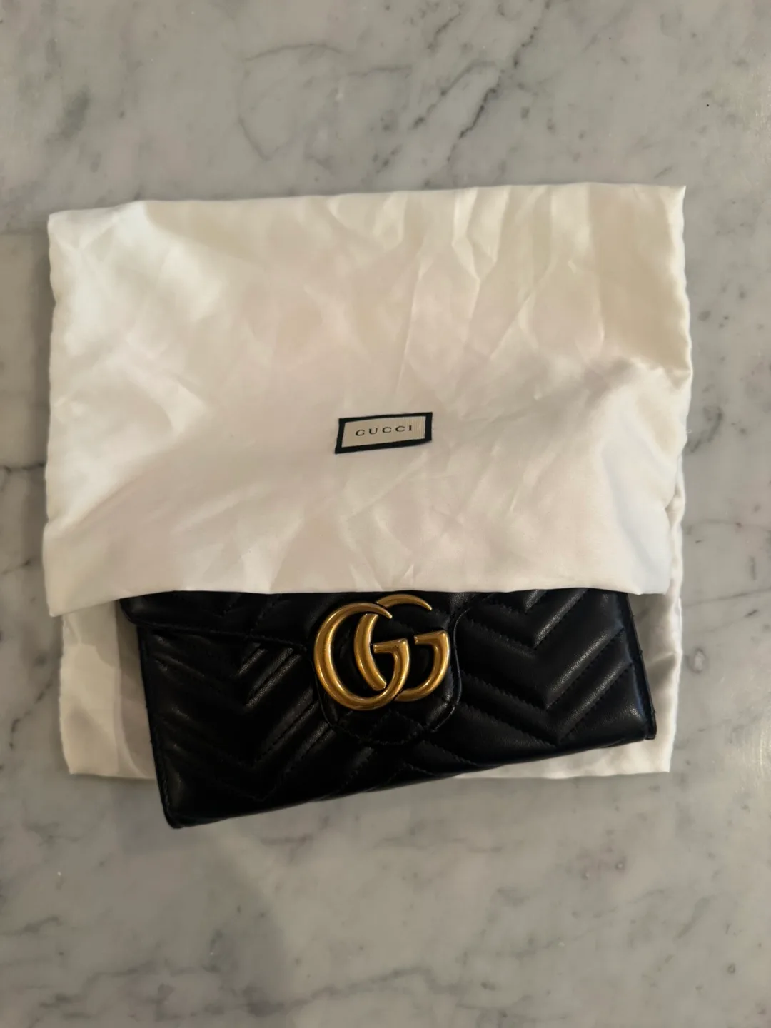 Gucci GG Marmont wallet on chain image indicator(6)