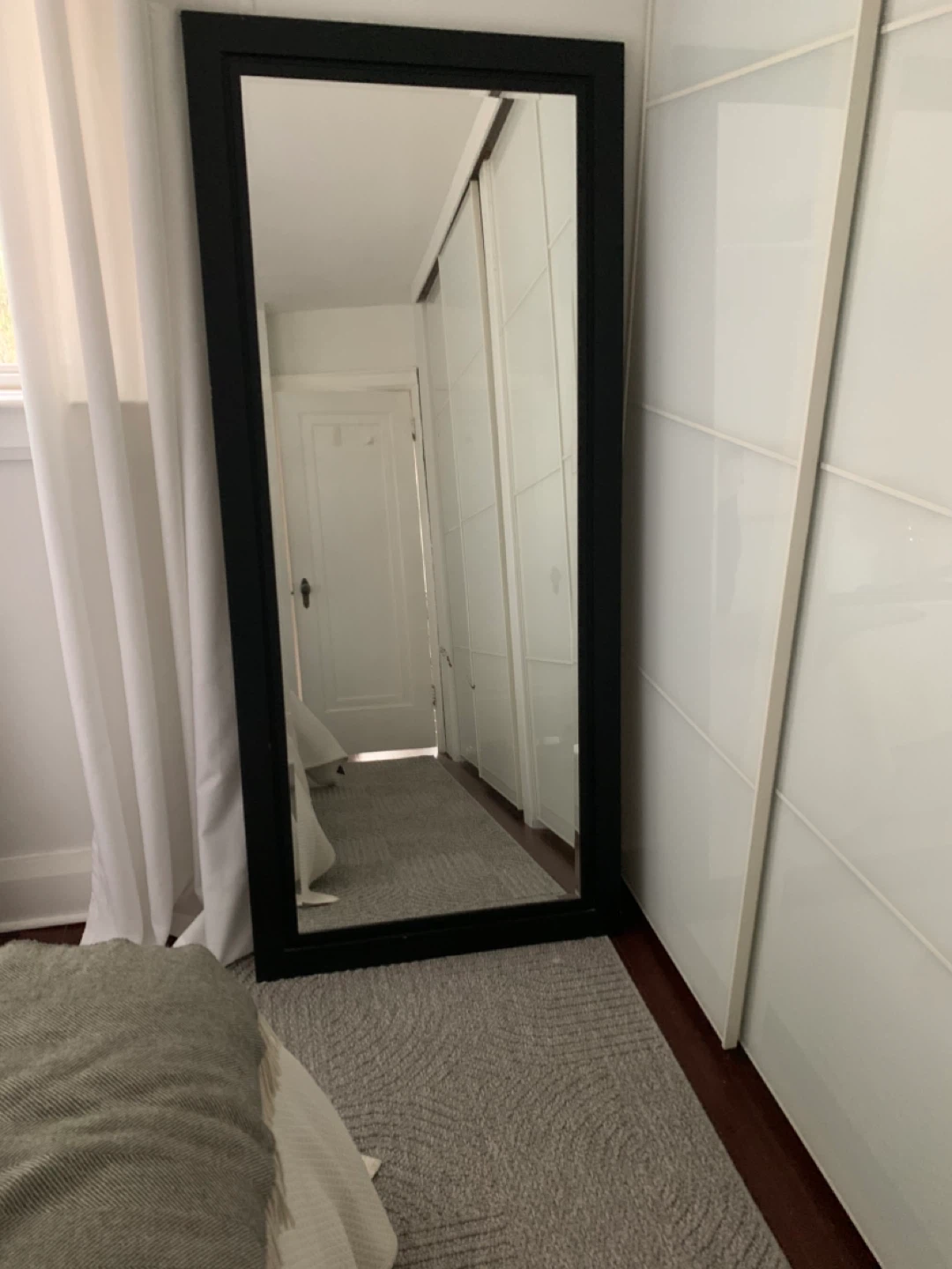 Free cycle Black Framed Wall Mirror - photo 3