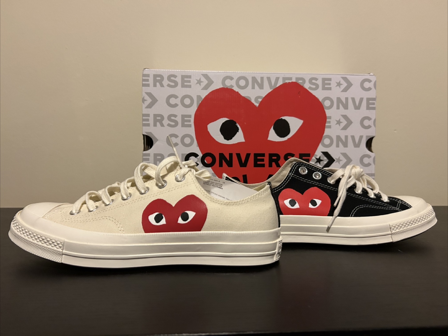 Converse x Comme des Garçons PLAY Chuck 70 Low Top Mismatch Pair - photo 4