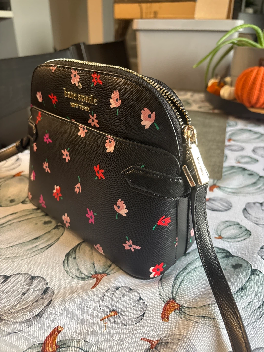 Kate Spade Black Floral Dome Crossbody Bag - photo 3