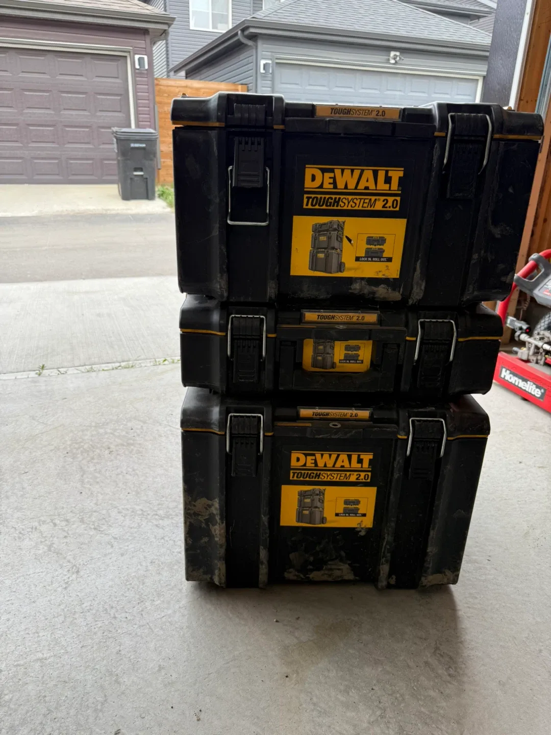 Dwalt Tough System 2.0 3pc tool box set thumbnail