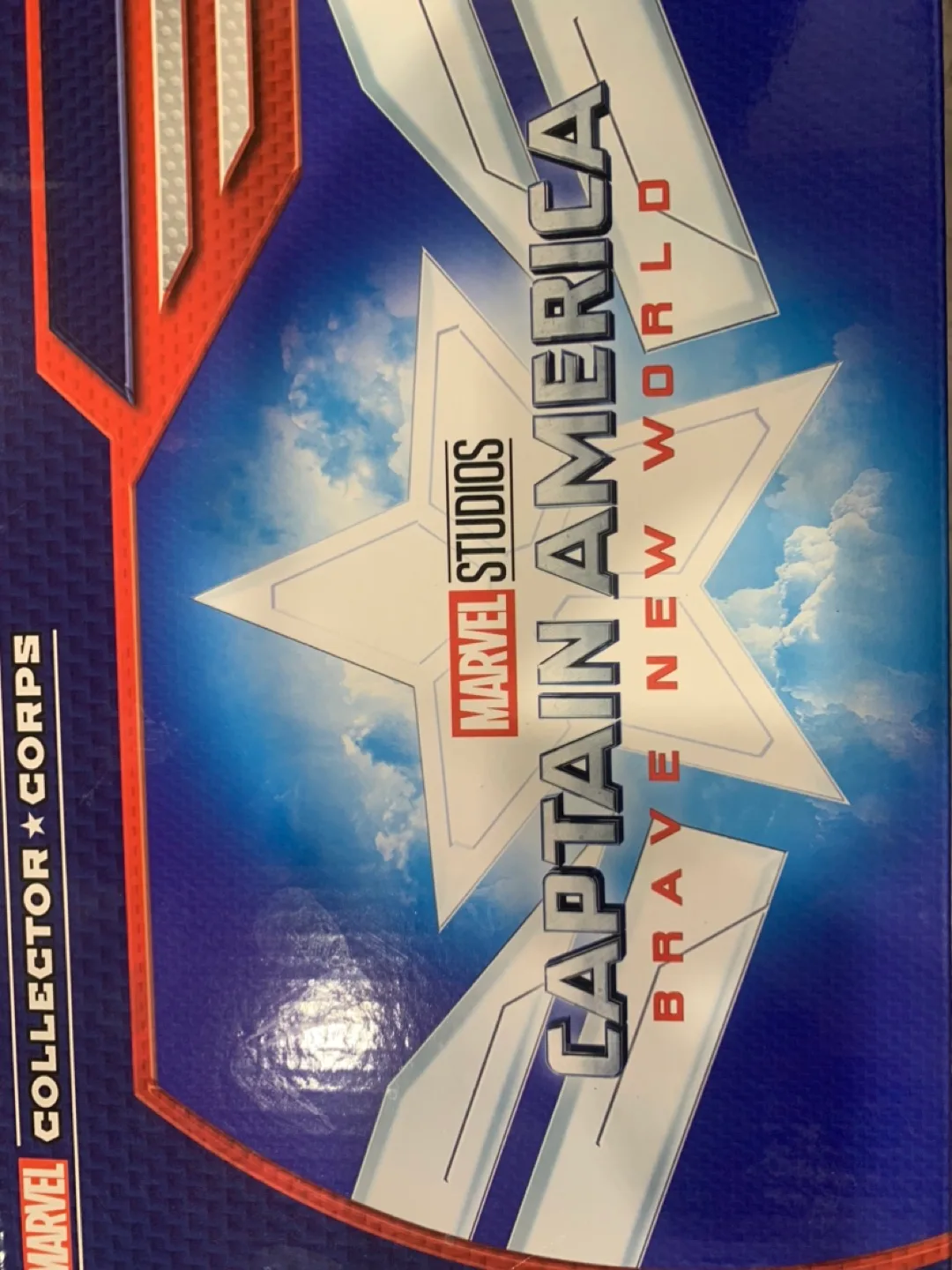 Funko Marvel Collector Corps Captain America T-Shirt (M) thumbnail