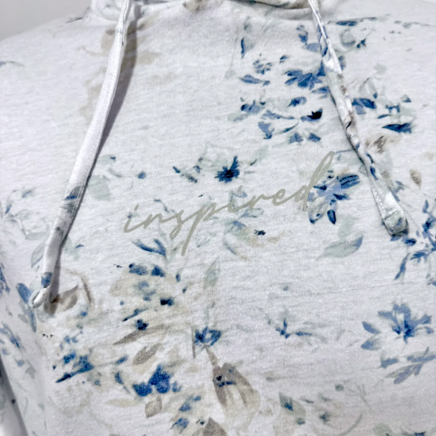 Men’s Denim & Flower hoodie image indicator(4)