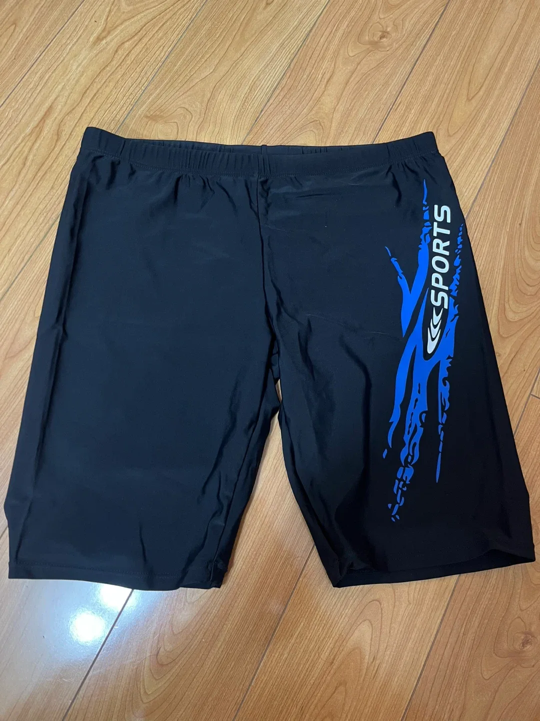 Black Sports Swim Trunks - Size L image indicator(2)