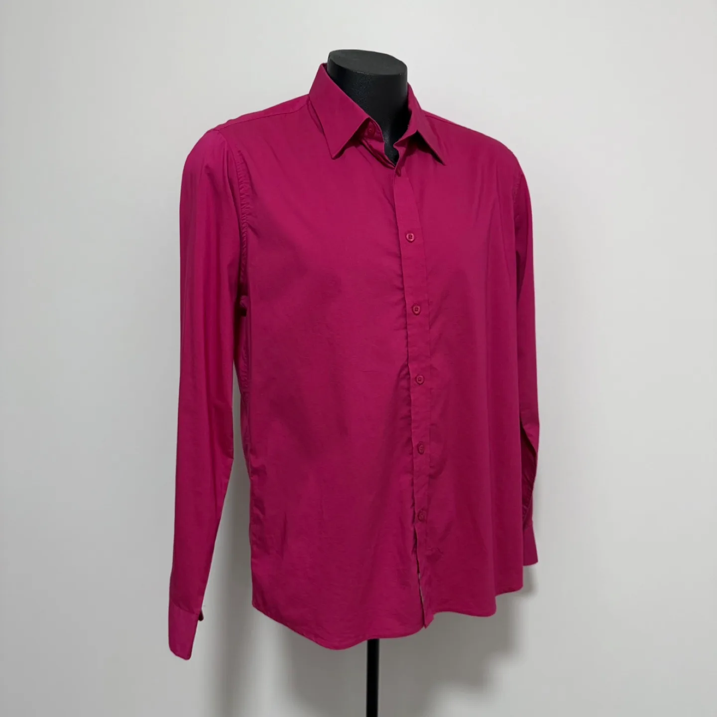 Men’s Monza magenta collared shirt image indicator(2)