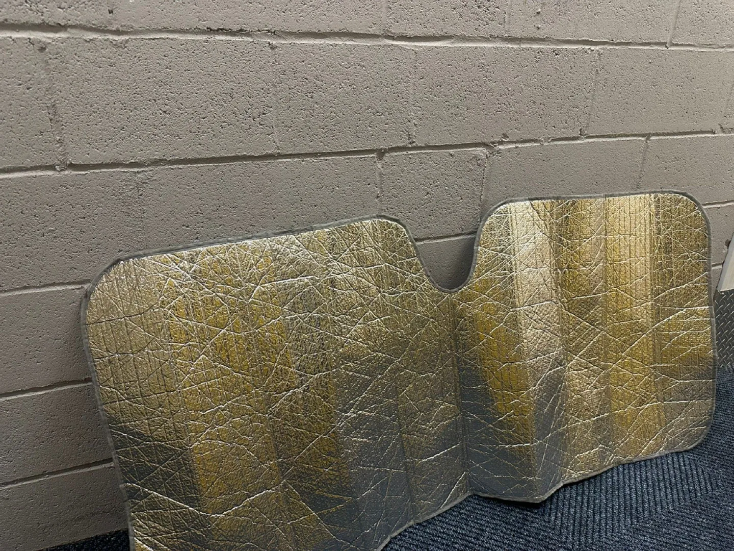 Car Sunshade thumbnail