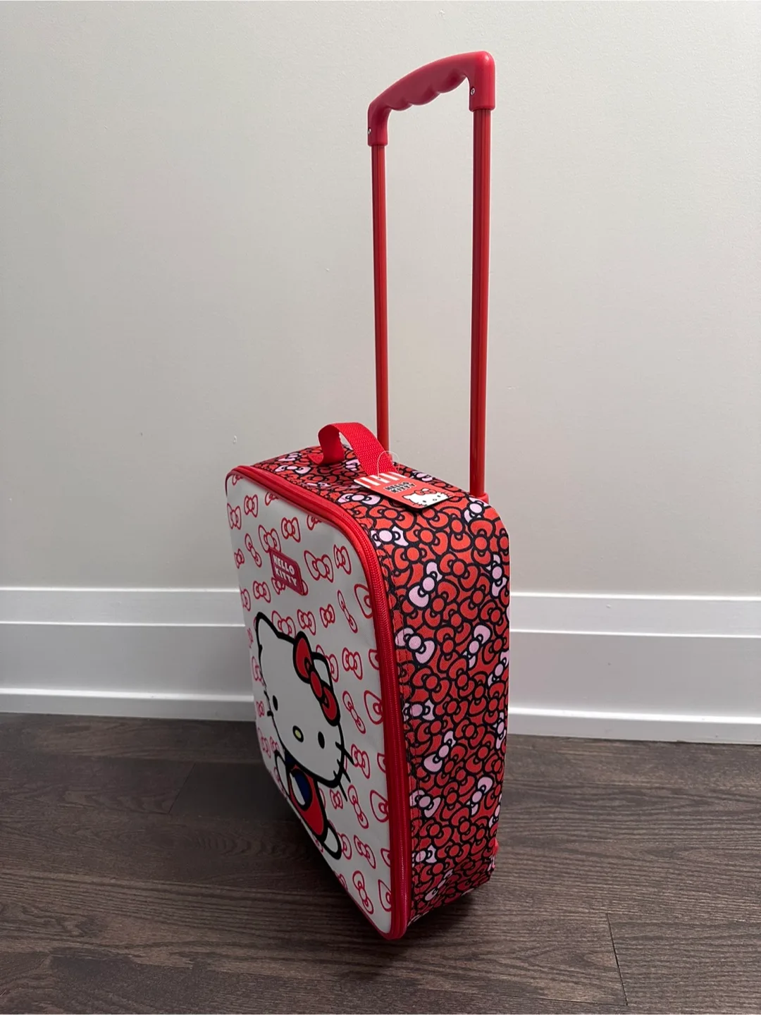 Sanrio Hello Kitty Kids Luggage suitcase image indicator(3)