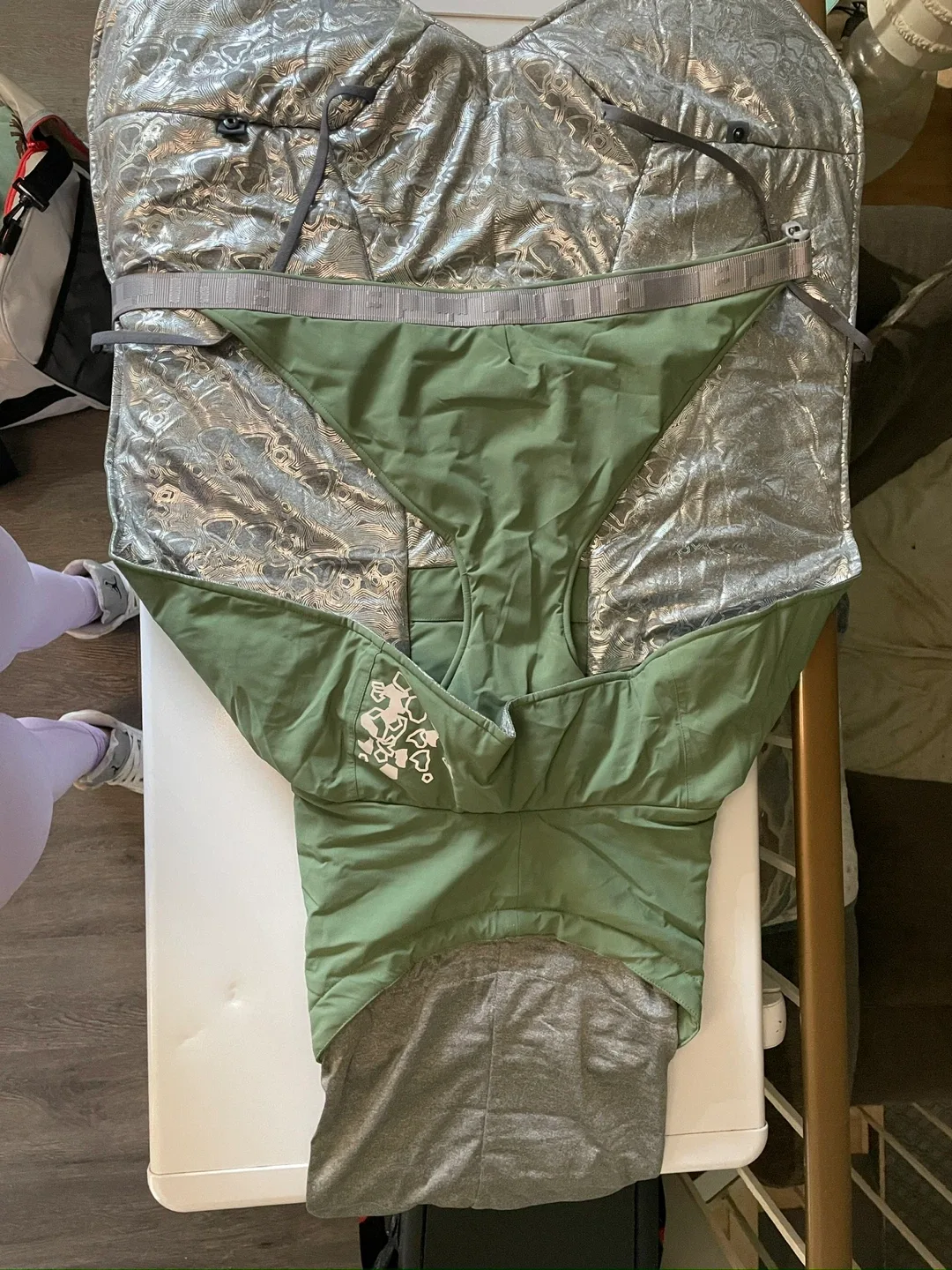 Hurtta Extreme Warmer Eco Dog Coat - Size 60/24 image indicator(5)