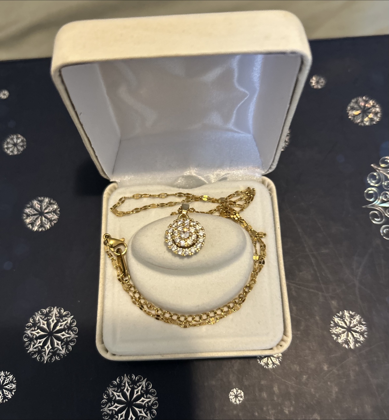 Gold Tone Necklace with cubic zirconia