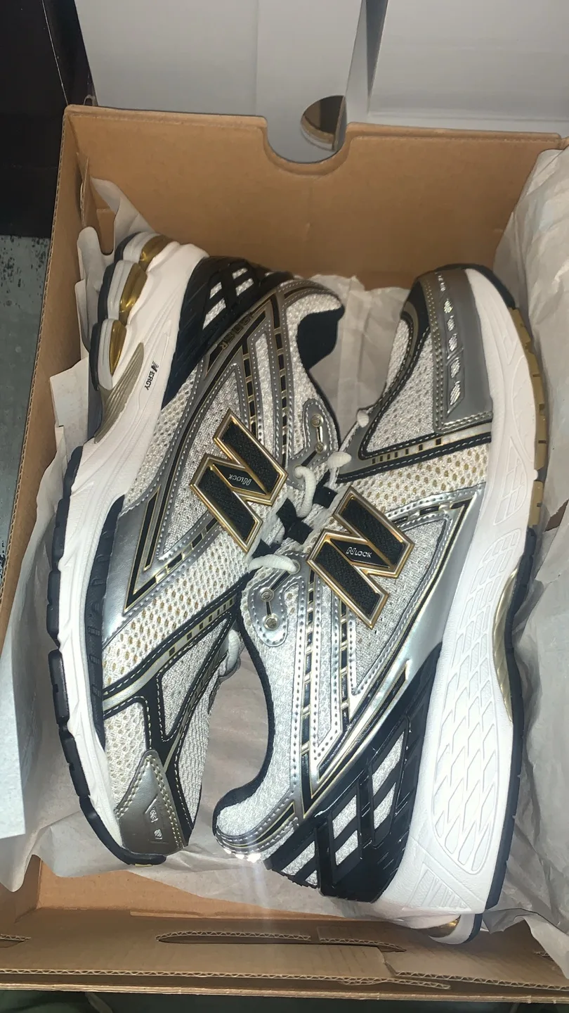 Brand new men’s New Balance 1906R Grey Brown US 10 thumbnail