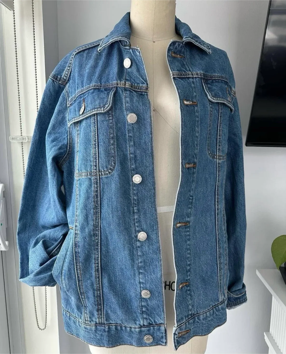 Frank and oak denim jacket size Xs thumbnail