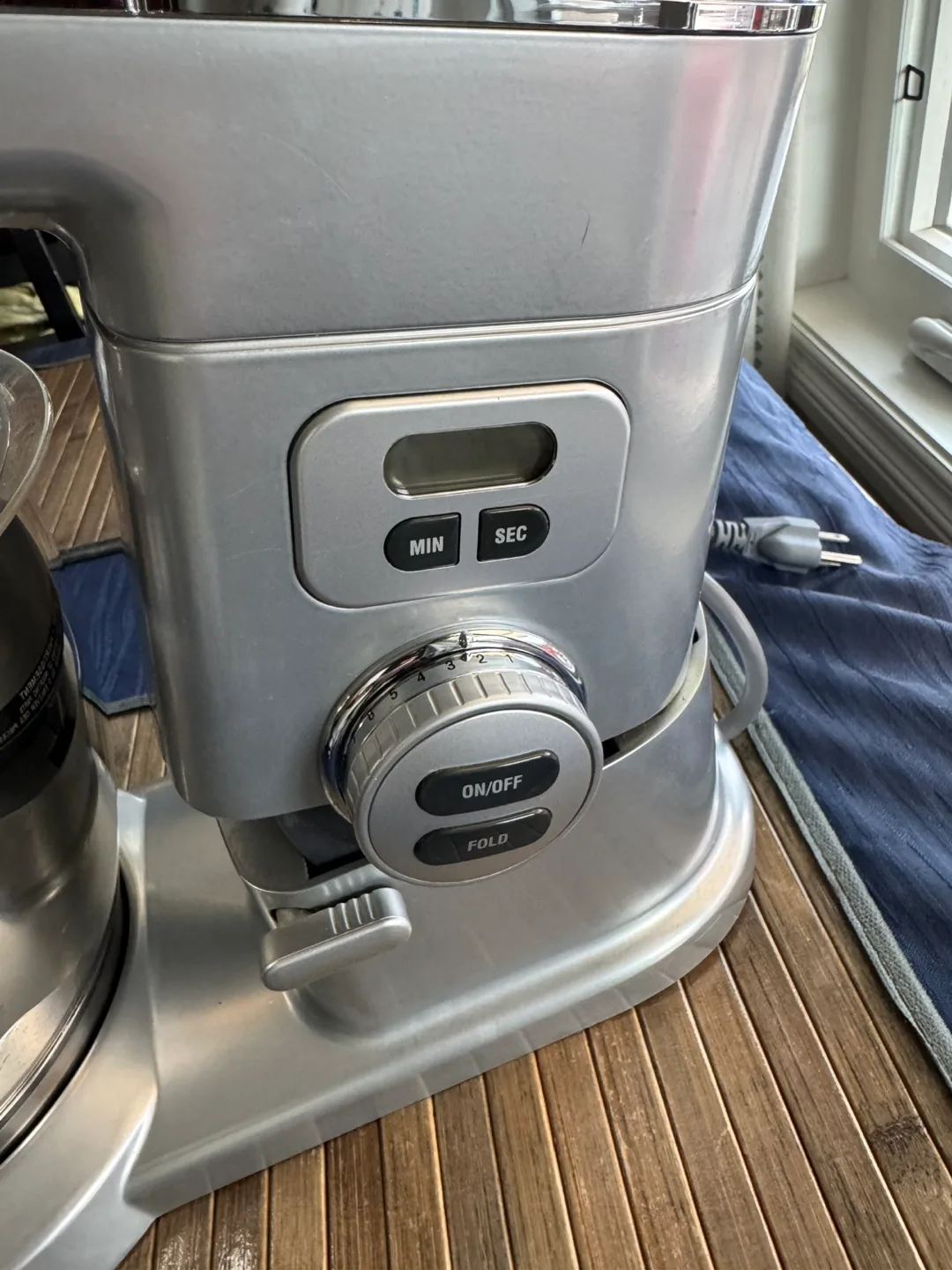 Cuisinart Stand Mixer image indicator(3)