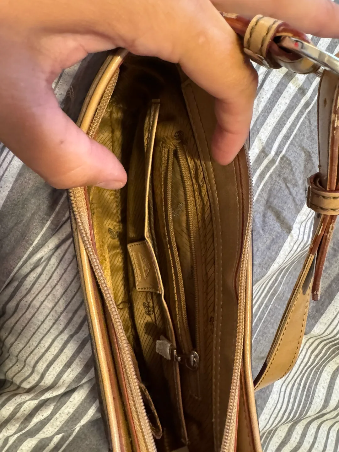 Cardini Shoulder Bag image indicator(2)