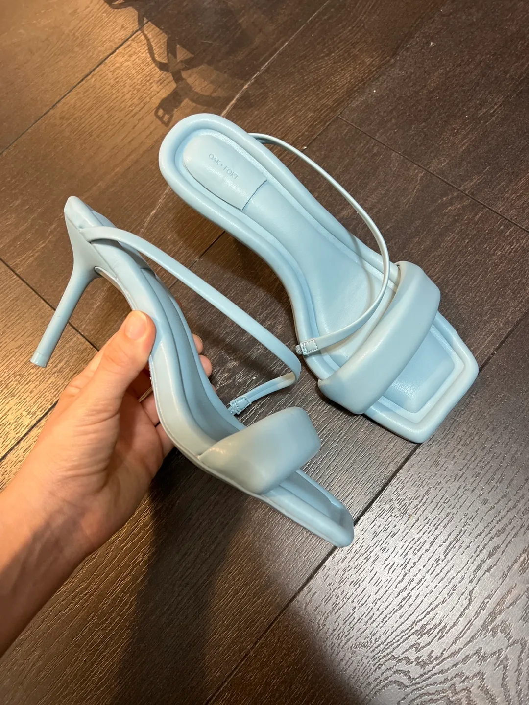 Oak + Fort Light Blue Heels shoe size 6 thumbnail