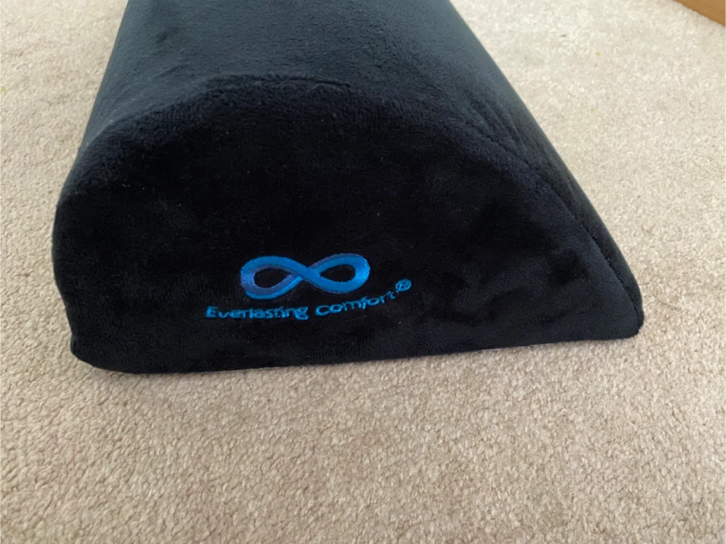 Everlasting Comfort Foot Rest - Black image indicator(3)