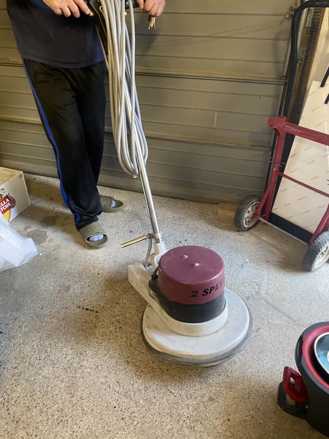 Minuteman Floor Polisher - 2 Speed - photo 3