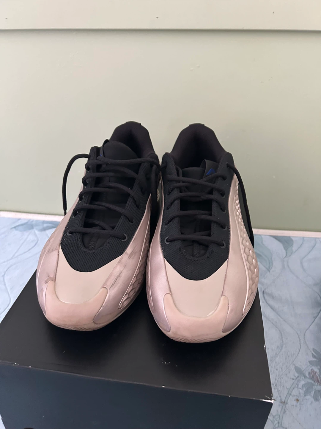Basketball Shoes - 9 1/2 US - photo 3