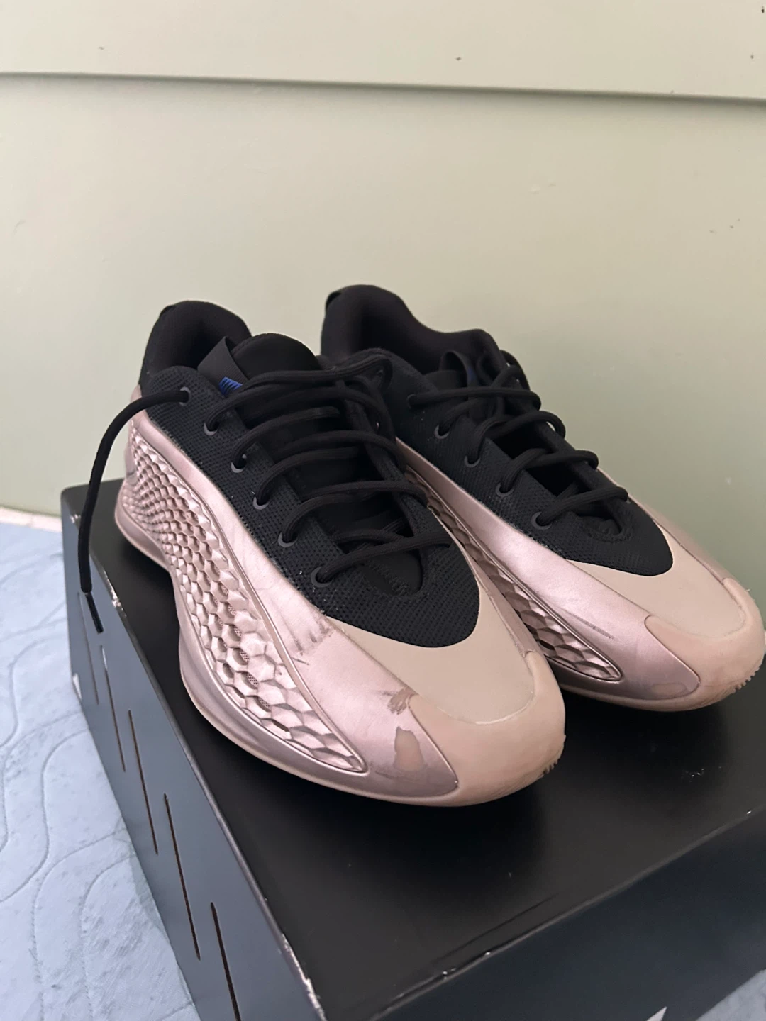 Basketball Shoes - 9 1/2 US - photo 4