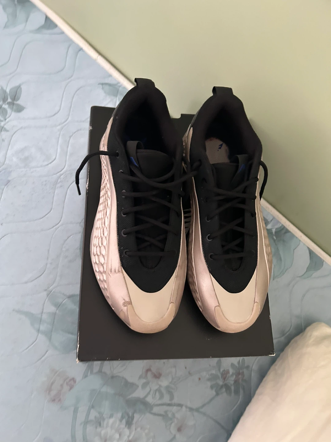 Basketball Shoes - 9 1/2 US - photo 5