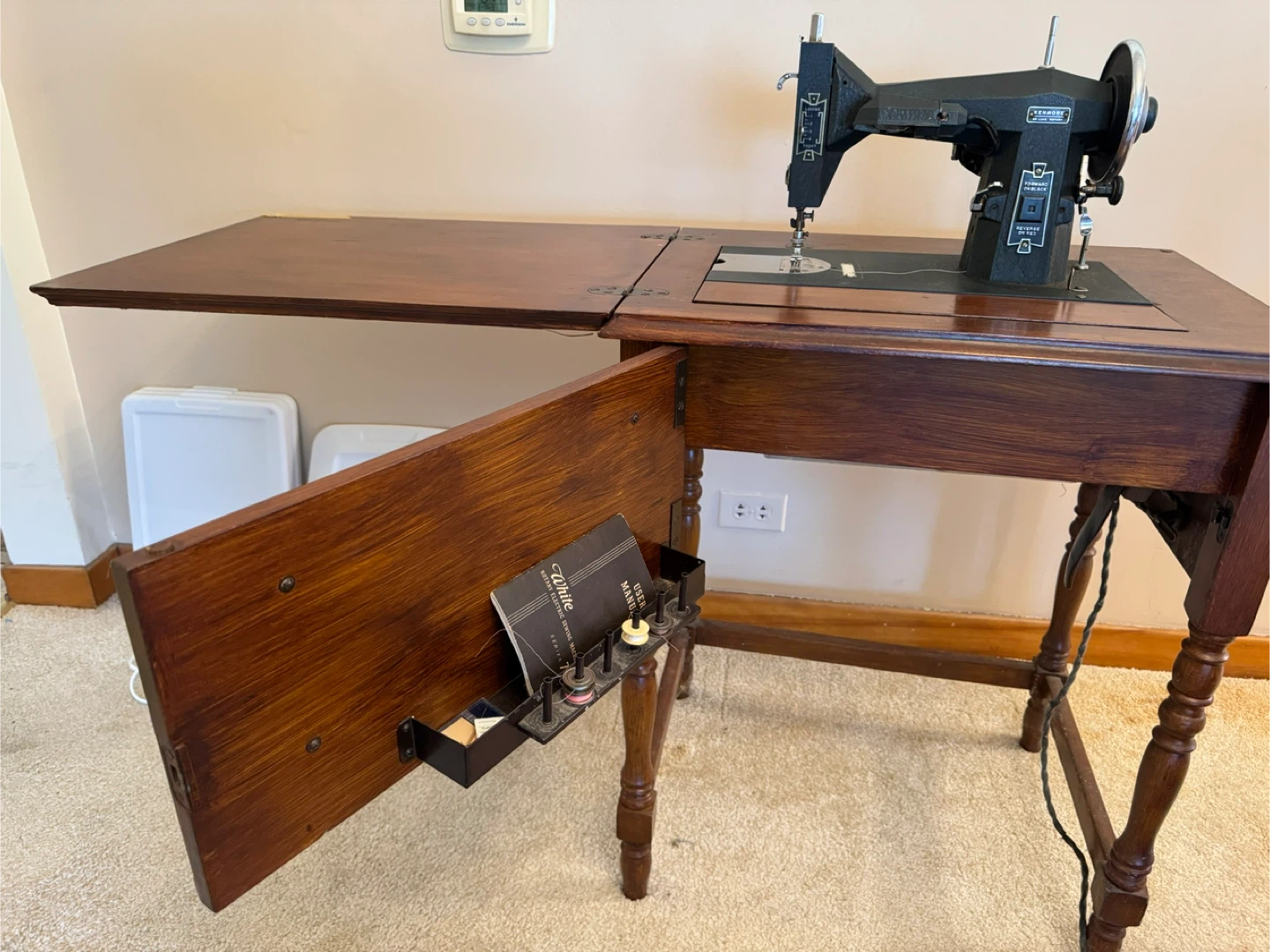 Kenmore Deluxe Rotary Sewing Machine with Cabinet - photo 4
