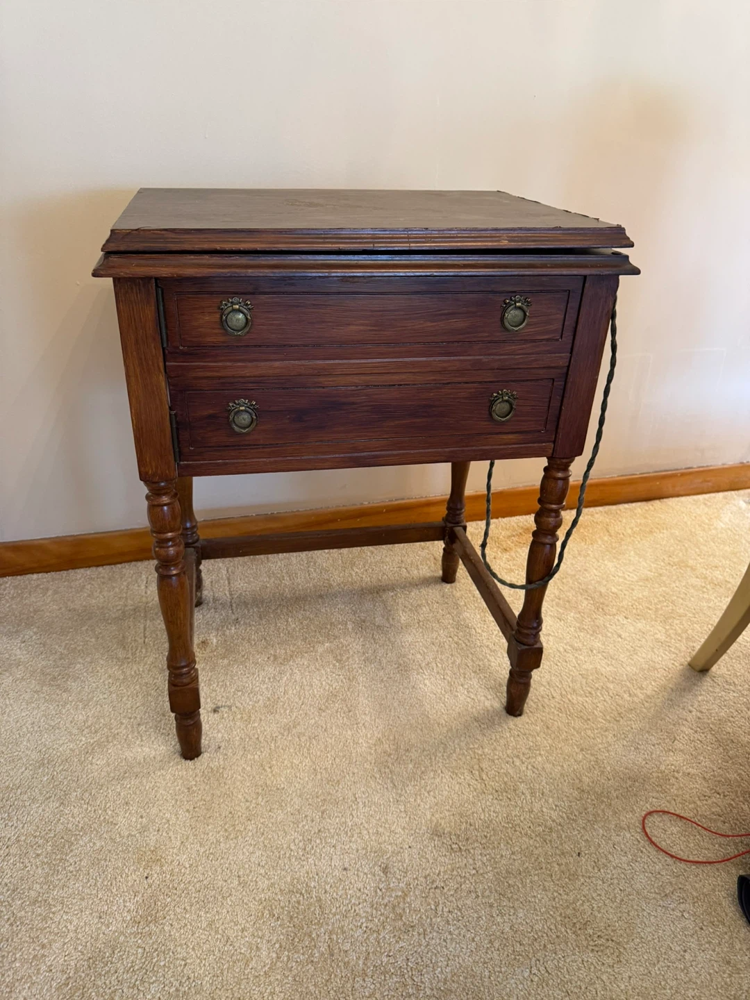 Kenmore Deluxe Rotary Sewing Machine with Cabinet - photo 2