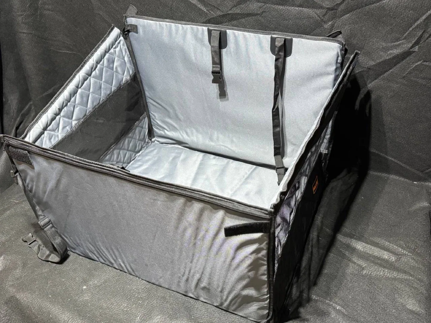 MIXJOY Dog Car Seat (L) – Like New! thumbnail