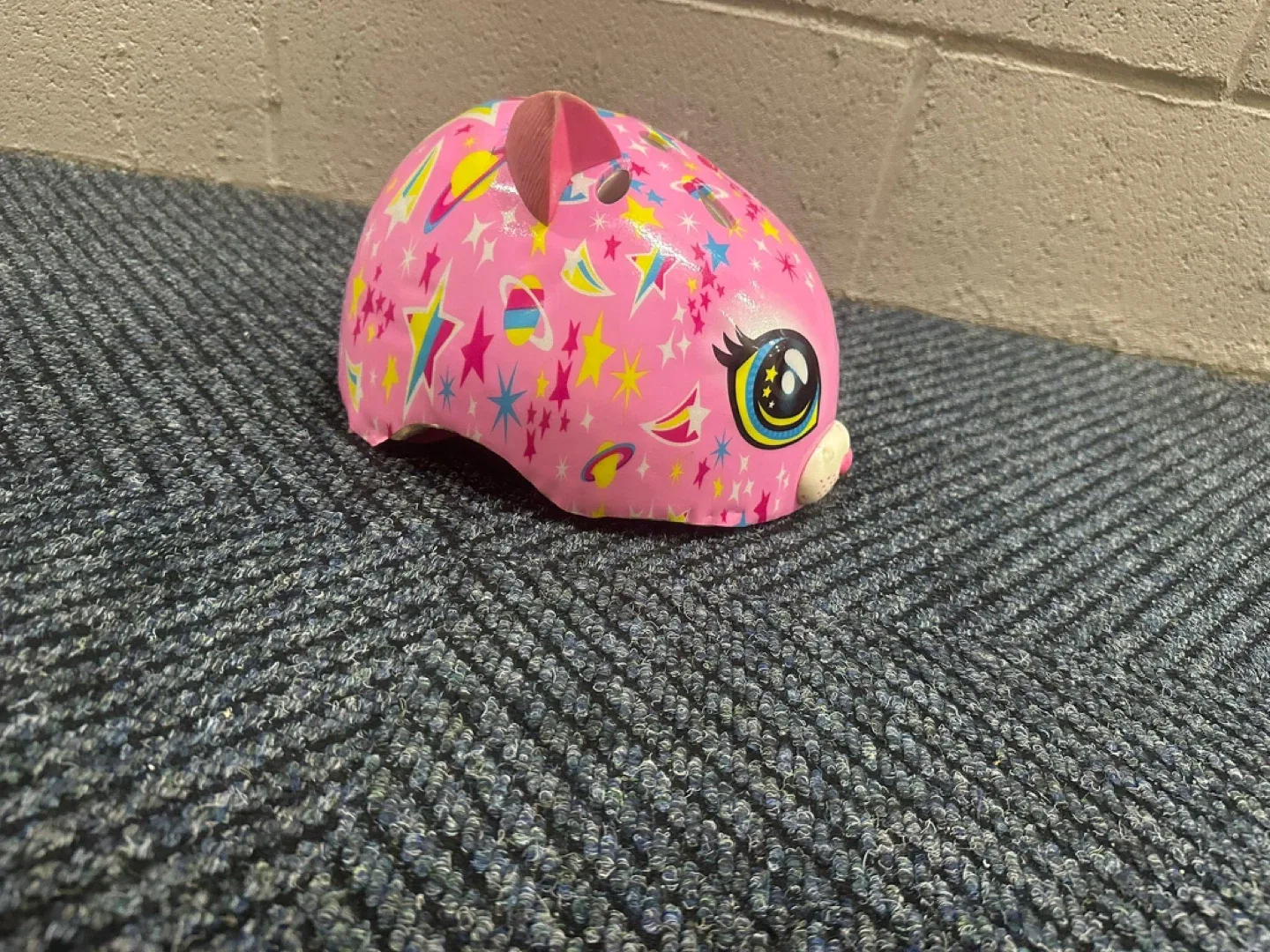 Raskullz Pink Star Helmet thumbnail