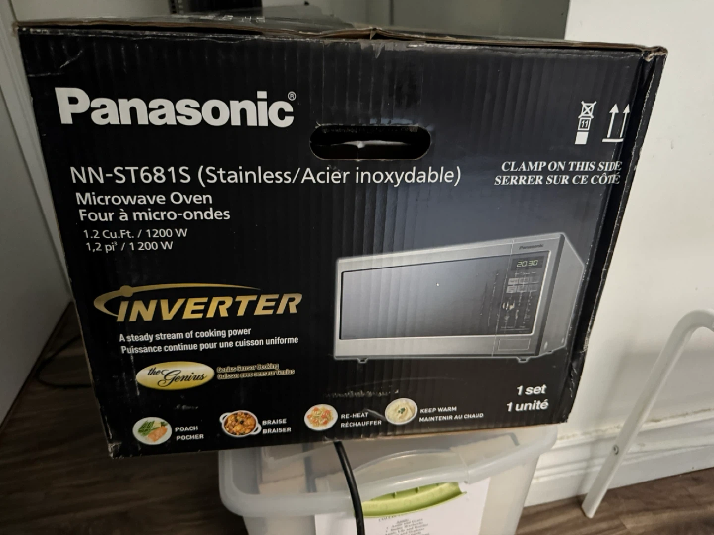 Panasonic NN-ST681S Microwave Oven - Stainless Steel