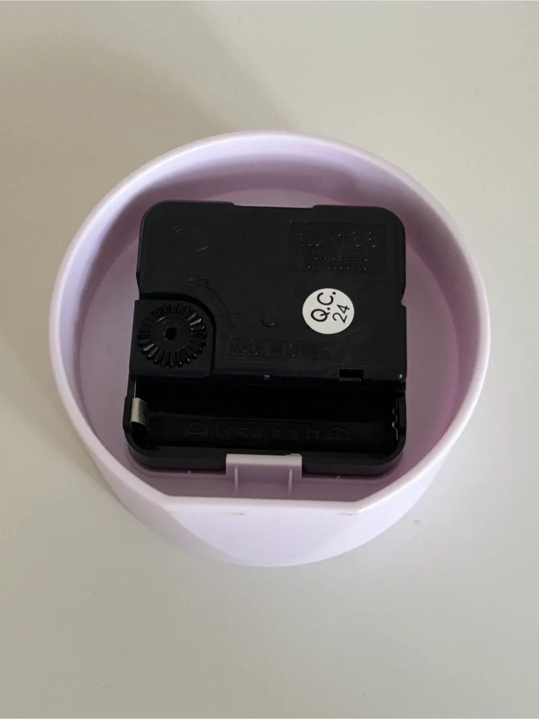 Lilac Tabletop Analogue Clock image indicator(3)
