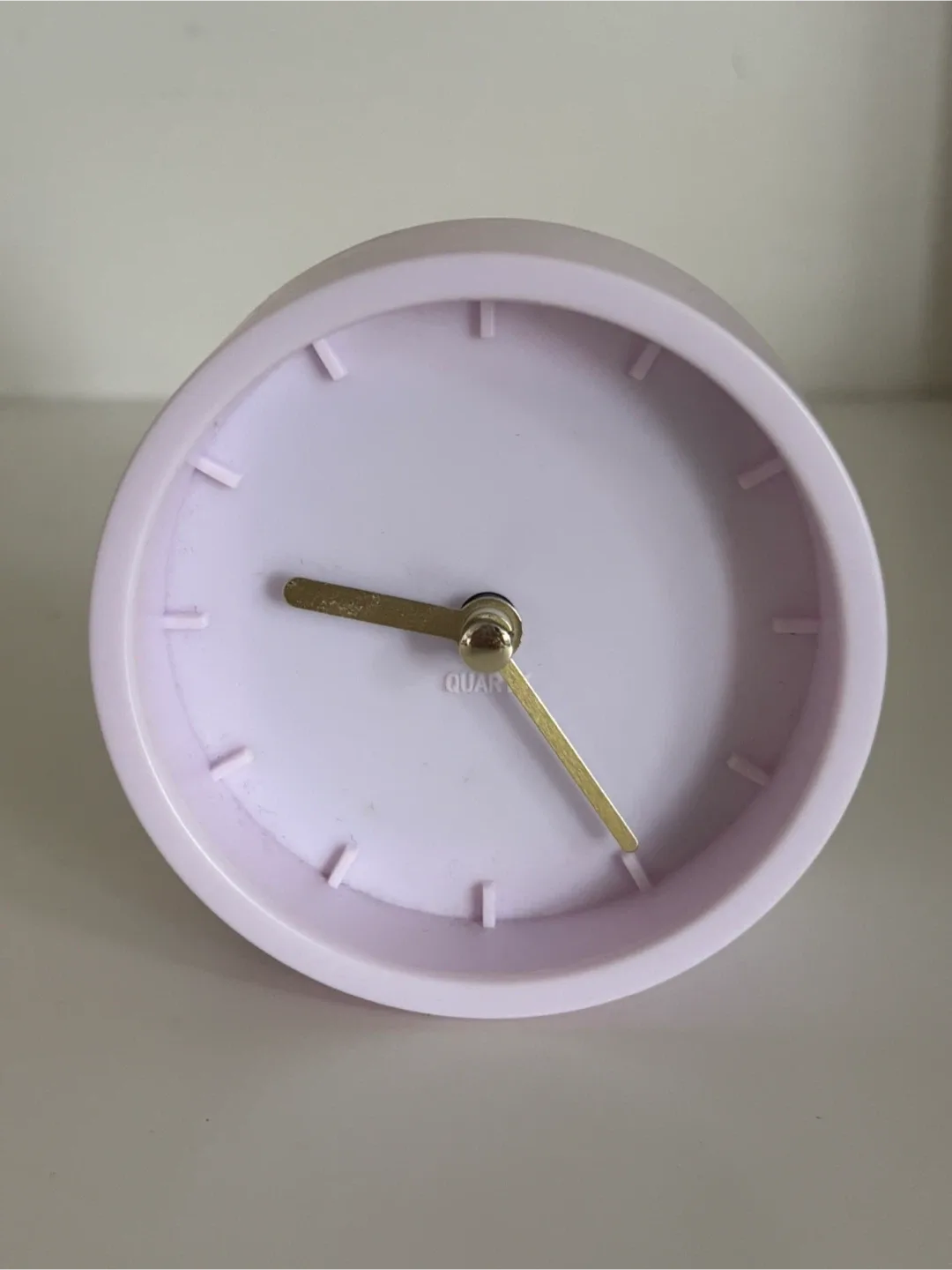Lilac Tabletop Analogue Clock thumbnail