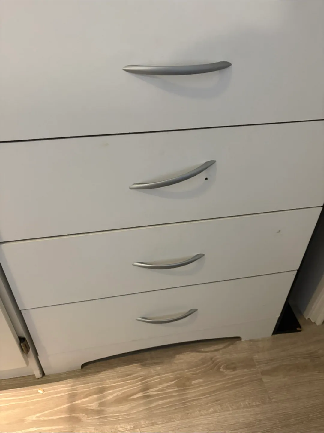 South Shore White 6-Drawer Dresser image indicator(2)