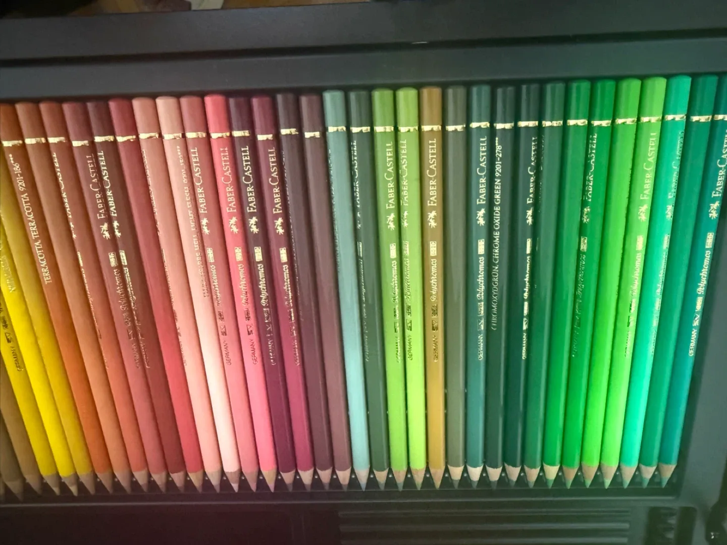 Faber-Castell Polychromos 120 Colour Pencils – Wooden Case Set image indicator(5)
