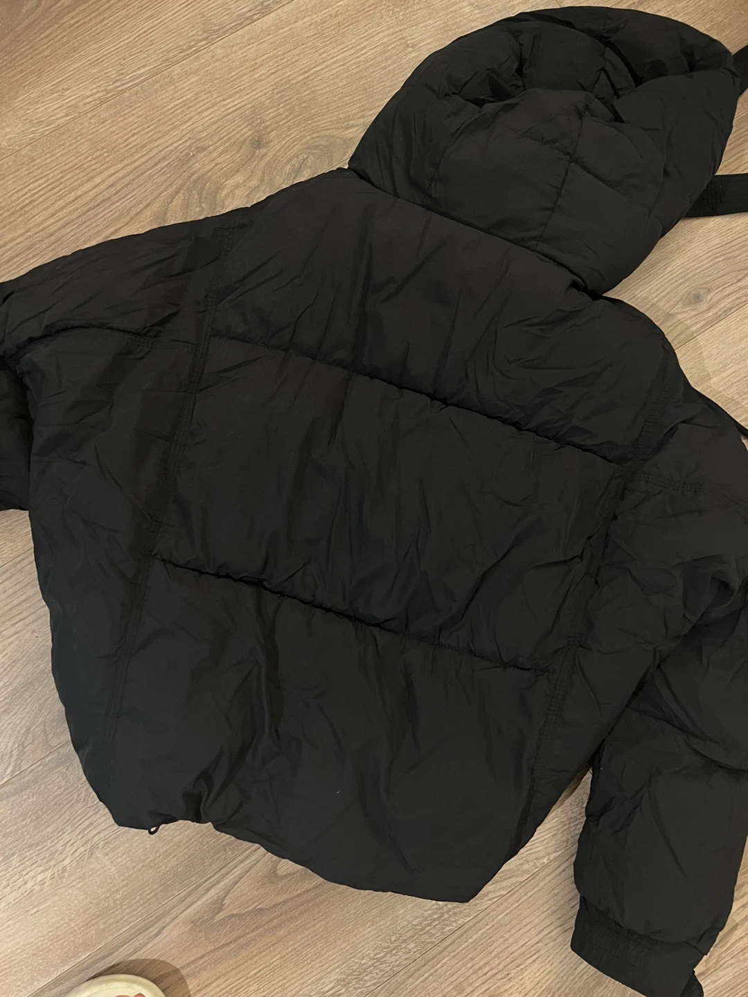Cropped Black Puffer Jacket - photo 4