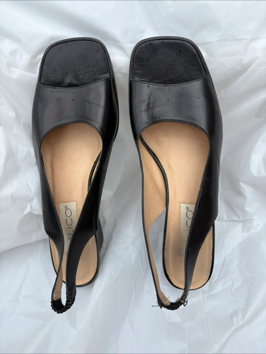 Calico Black Leather Slingback Heels - classic - Size 10 image indicator(2)