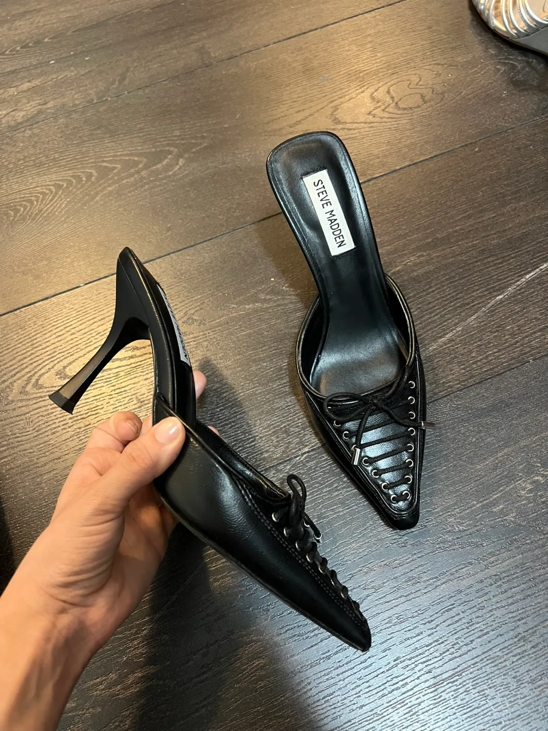 Steve Madden Black Heels shoe size 6