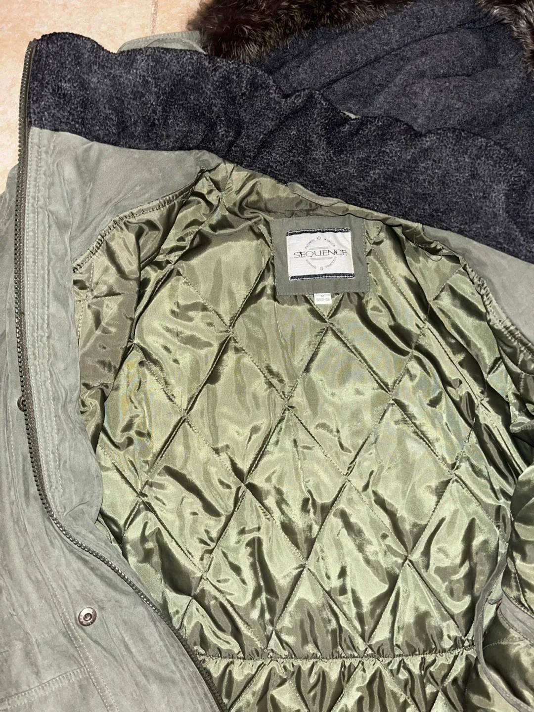 Sequence Winter Parka - Size M image indicator(3)