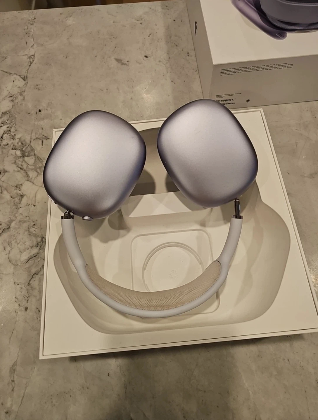 Apple AirPods Max - purple - photo 4
