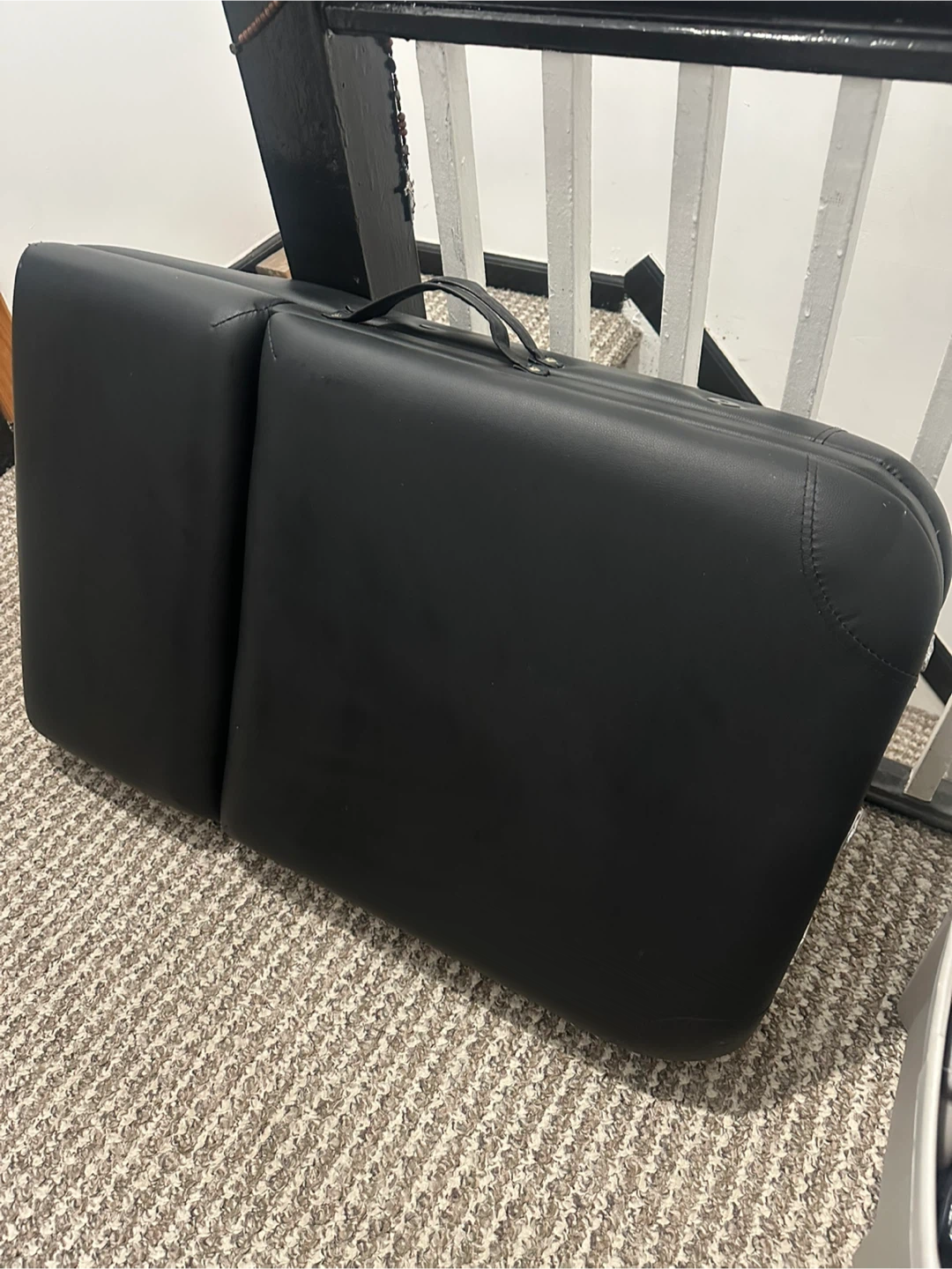 Yaheetech Portable Massage Table - Black - photo 2