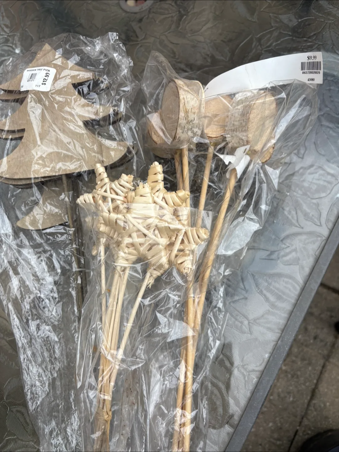 Festive Holiday Wooden Picks (Pine Trees, Stars, Circles) image indicator(6)