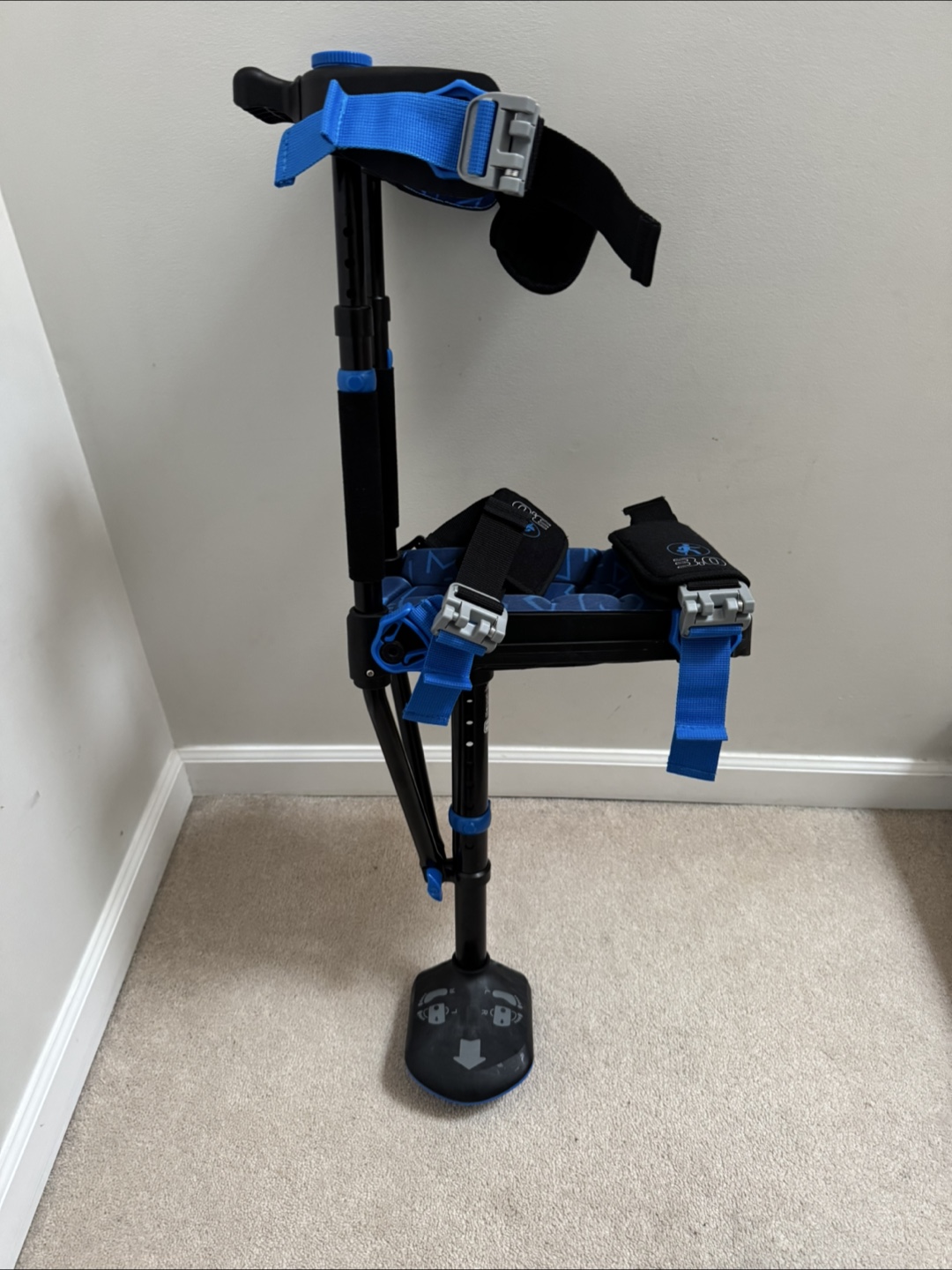 iWALKfree 3.0 Hands-Free Crutch - photo 3