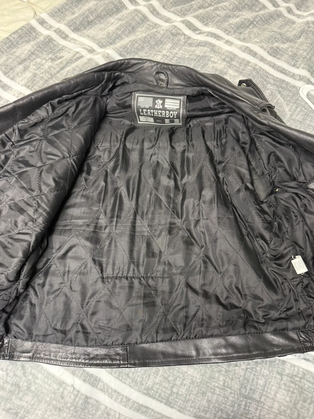 Leatherboy Black Leather Jacket image indicator(3)