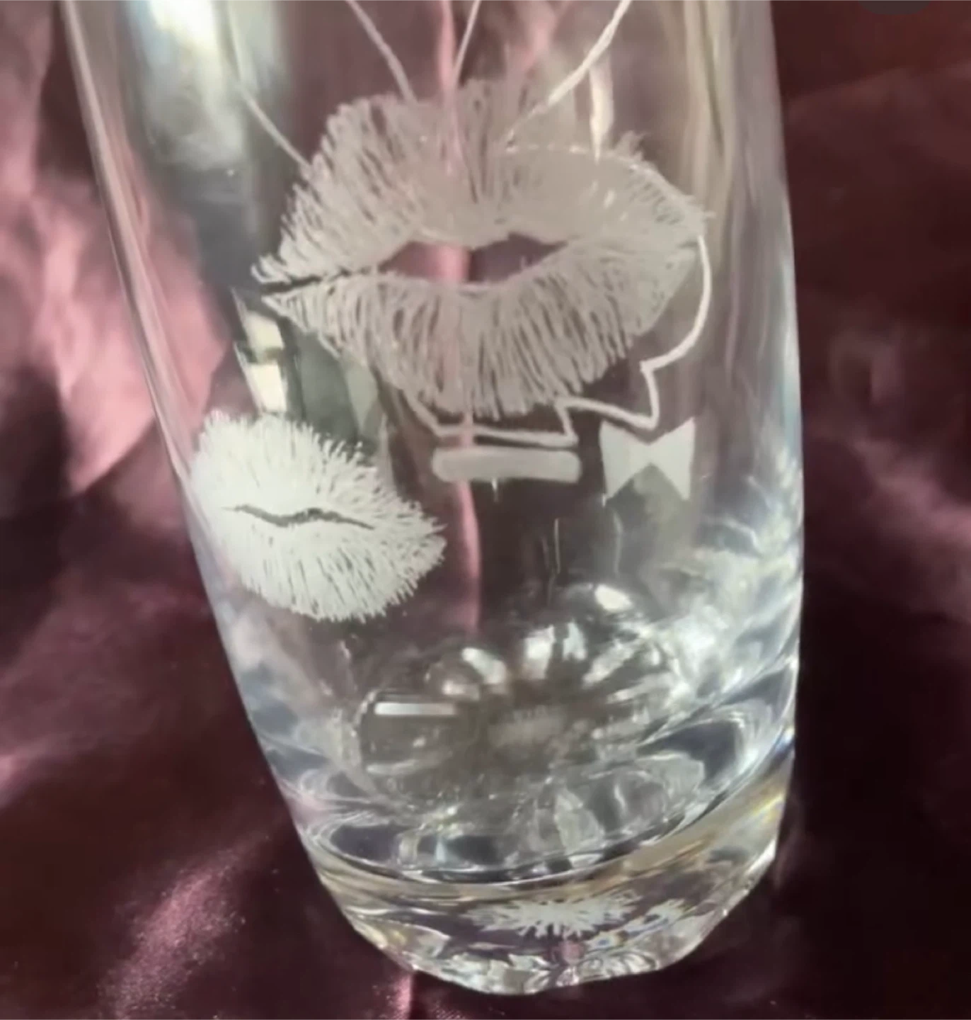 Custom hand engraved glass work - photo 3