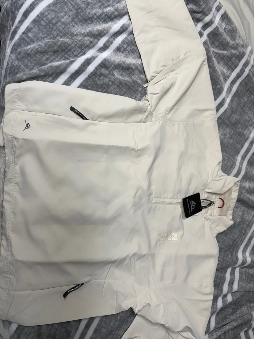 Stormtech Packable Pullover - Size M image indicator(2)