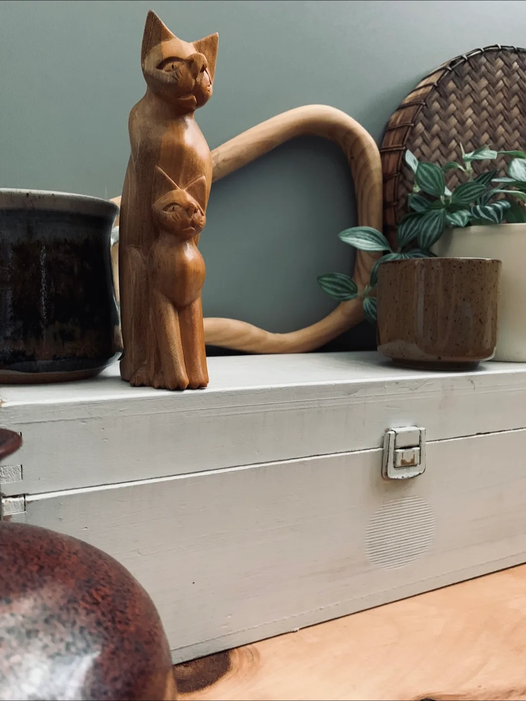 Vintage Wooden Cat and Kitten Figurine image indicator(6)